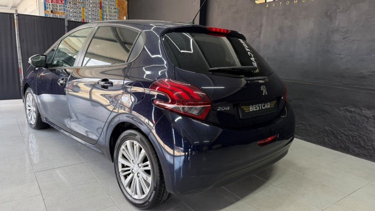 Peugeot 208 1.2 PureTech Style