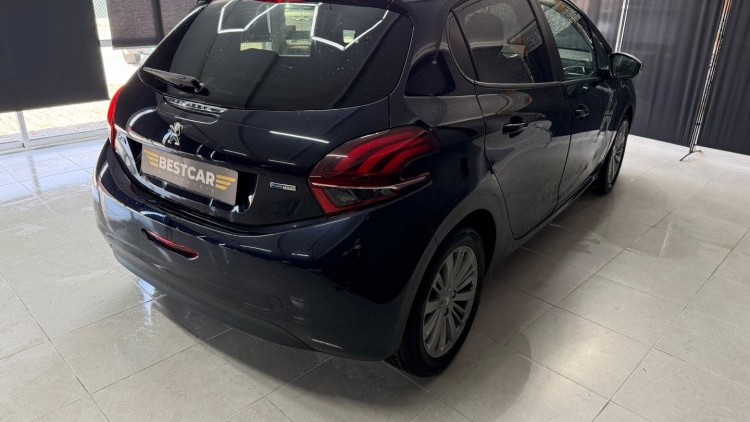 Peugeot 208 1.2 PureTech Style
