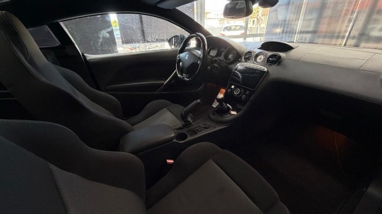 Peugeot RCZ 1.4 THP