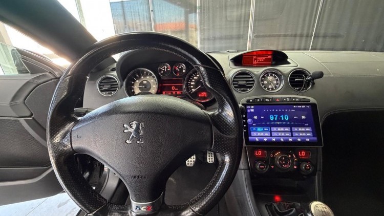 Peugeot RCZ 1.4 THP