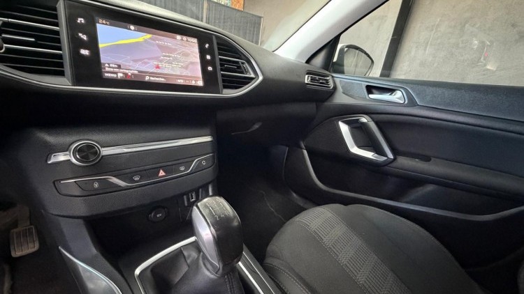 Peugeot 308 SW 1.2 PureTech Allure