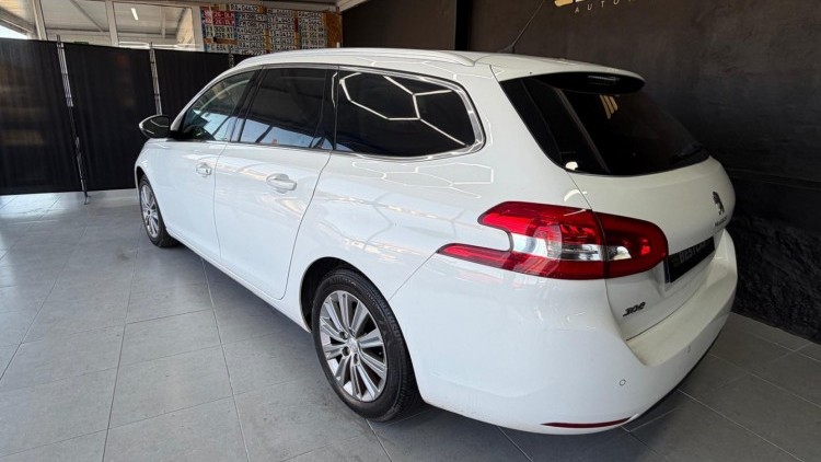 Peugeot 308 SW 1.2 PureTech Allure