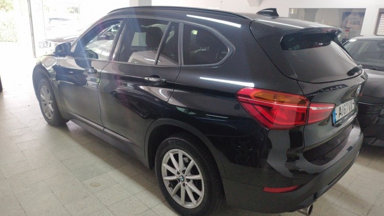 BMW S&eacute;rie X - X1 1.6 D S DRIVE AUTO