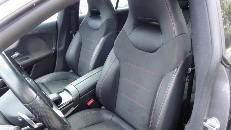 Mercedes-Benz Classe CLA 200 Shooting Brake AMG Line