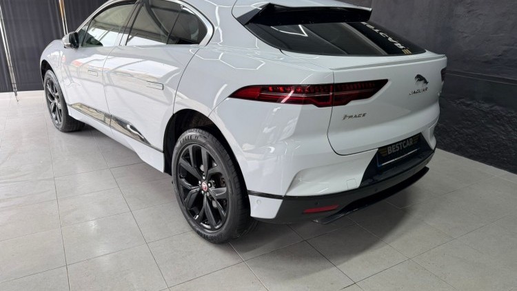Jaguar I-Pace EV400 AWD