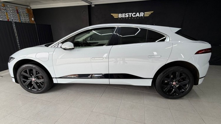 Jaguar I-Pace EV400 AWD