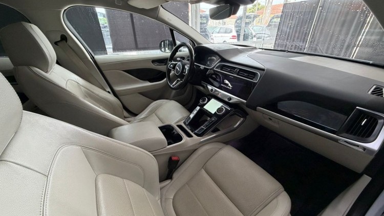 Jaguar I-Pace EV400 AWD