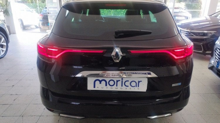 Renault M&eacute;gane Sport Tourer INTENSE PLUGIN AUTO