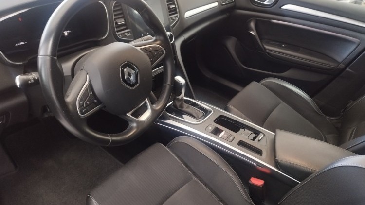 Renault M&eacute;gane Sport Tourer INTENSE PLUGIN AUTO