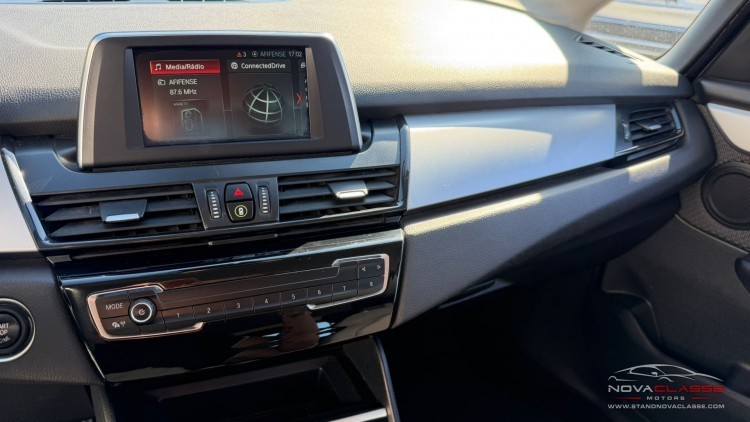 BMW S&eacute;rie 2 - 216 Active Tourer Advantage