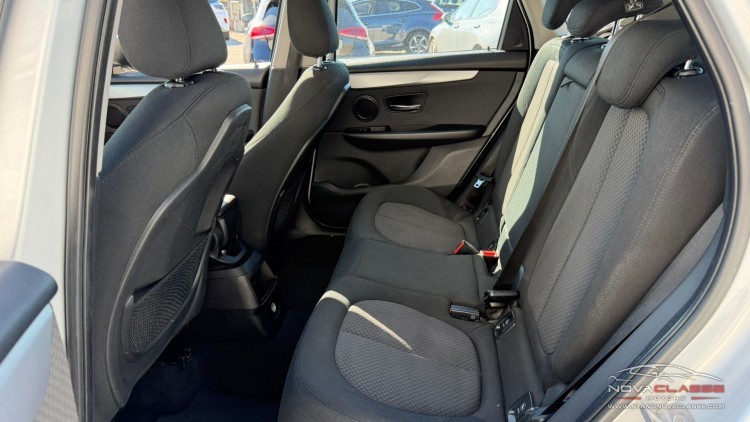 BMW S&eacute;rie 2 - 216 Active Tourer Advantage