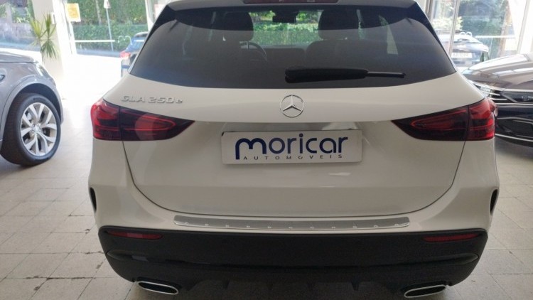 Mercedes-Benz Classe GLA 250 E-PHEV AMG