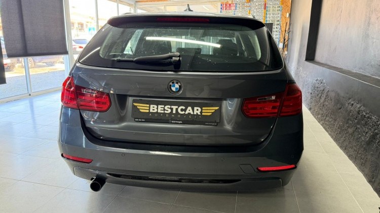 BMW S&eacute;rie 3 - 318 d Line Sport