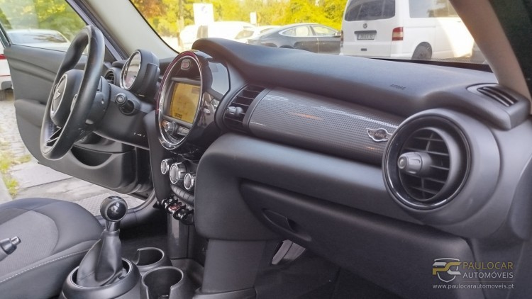 Mini Cooper 5 Portas 1.5