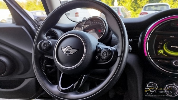 Mini Cooper 5 Portas 1.5
