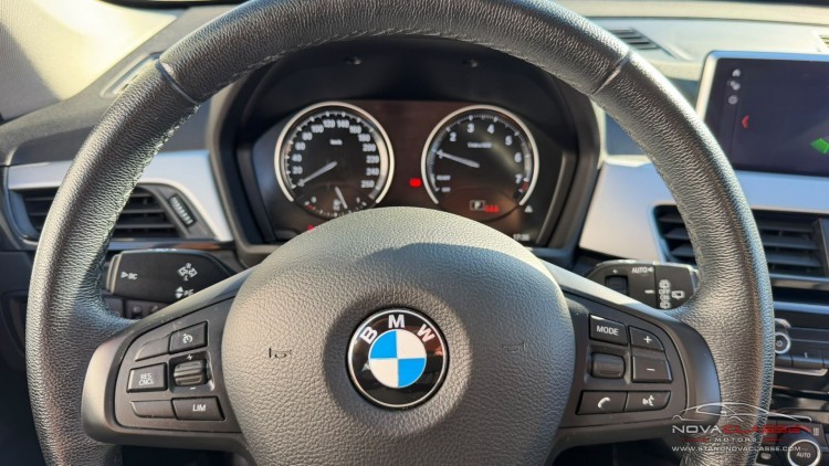 BMW S&eacute;rie X - X1 sDrive18i xLine