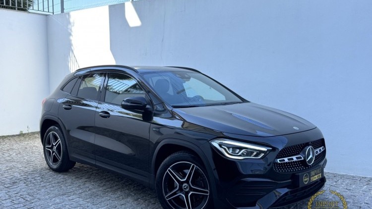 Mercedes-Benz Classe GLA 250 e Pack AMG / Pack NIGHT