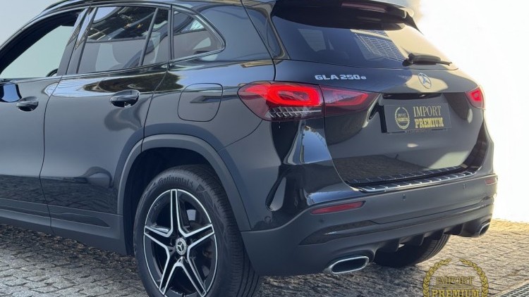 Mercedes-Benz Classe GLA 250 e Pack AMG / Pack NIGHT