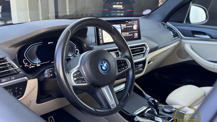 BMW S&eacute;rie X - X3 30e xDrive Pack M