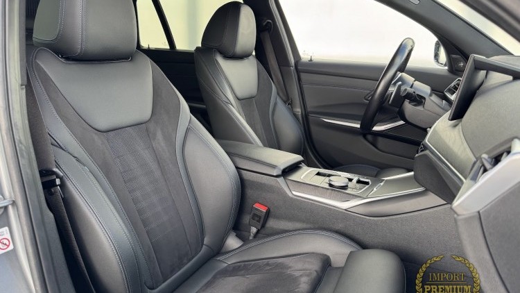 BMW S&eacute;rie 3 - 330 e Touring PACK M