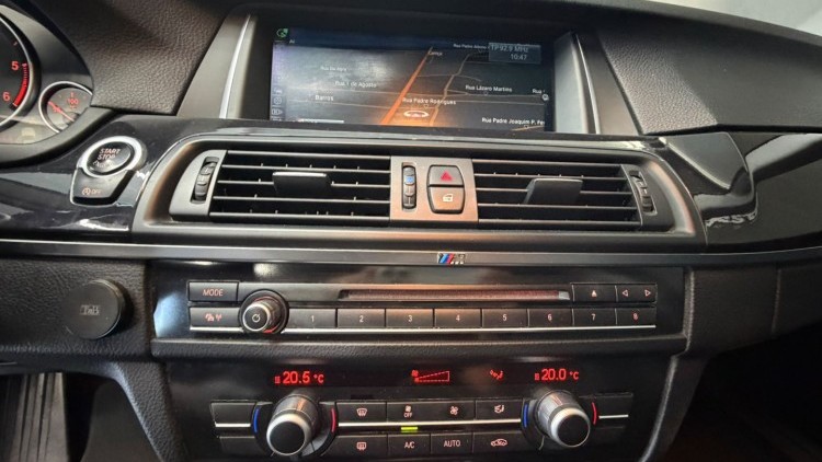 BMW S&eacute;rie 5 - 520 d Line Luxury Auto.