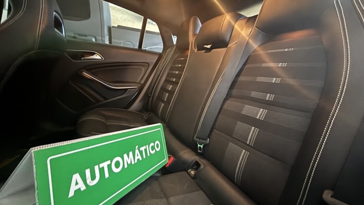 Mercedes-Benz Classe CLA 200 Shooting Brake