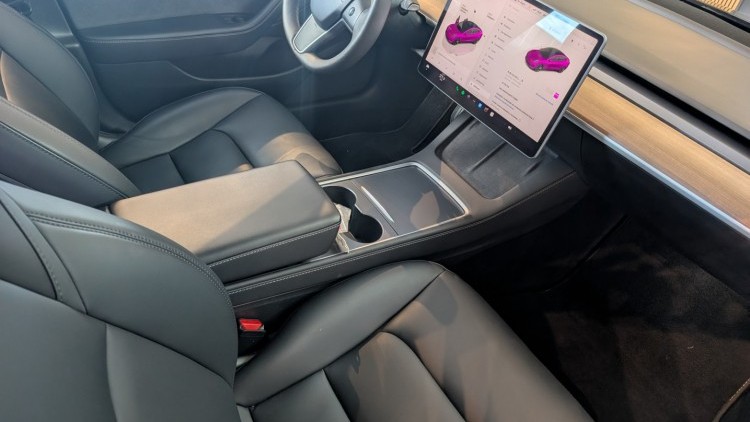 Tesla Model 3 Long-Range Dual Motor AWD