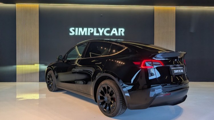 Tesla Model Y Performance Dual Motor AWD