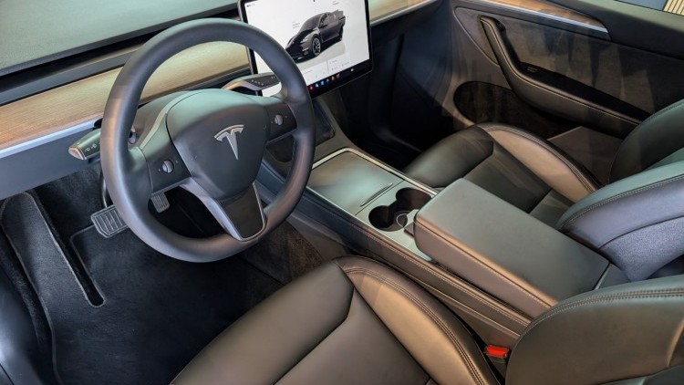 Tesla Model Y Performance Dual Motor AWD