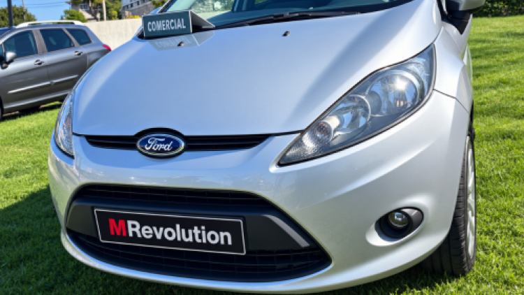 Ford Fiesta Comercial