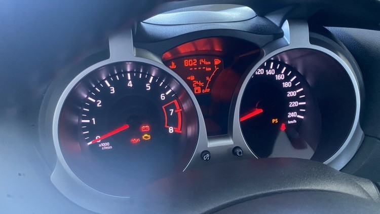 Nissan Juke 1.2 "N-Connecta" (80 MIL KMs)