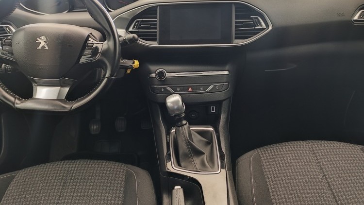 Peugeot 308 1.5 BHDIBUSINESS LINE