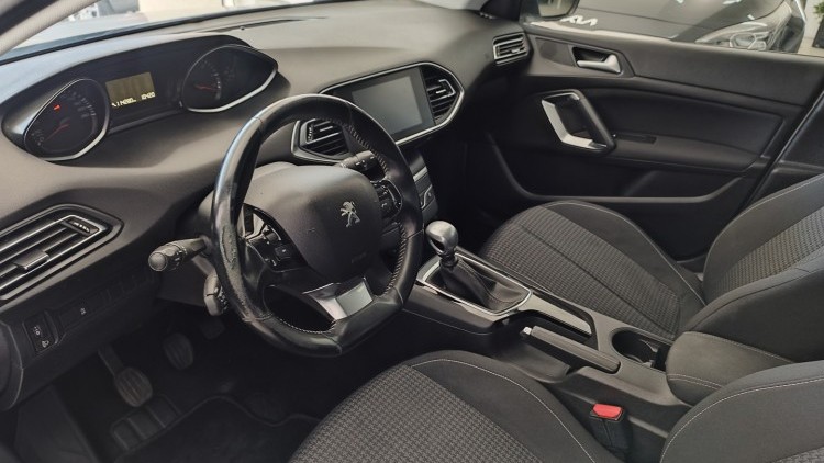 Peugeot 308 1.5 BHDIBUSINESS LINE