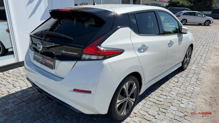 Nissan Leaf 40 kWh N-Connecta