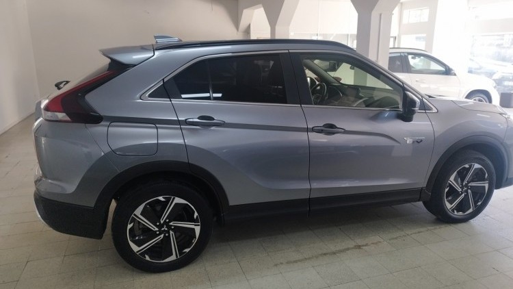 Mitsubishi Eclipse Cross 2.4 PHEV 4WD AUTO