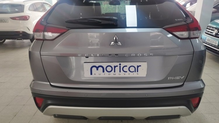 Mitsubishi Eclipse Cross 2.4 PHEV 4WD AUTO
