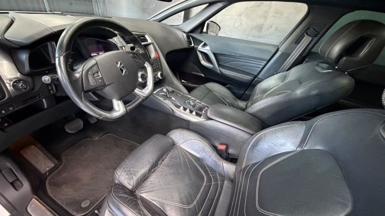 Citro&euml;n DS5 2.0 HDi Hybrid4 Sport Chic CMP6