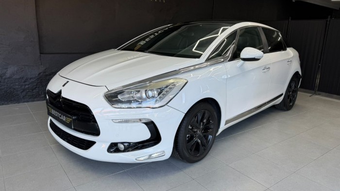 Citro&euml;n DS5 2.0 HDi Hybrid4 Sport Chic CMP6