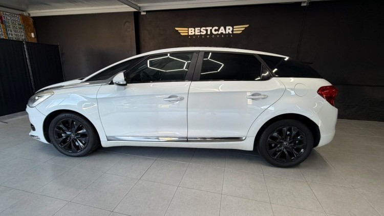 Citro&euml;n DS5 2.0 HDi Hybrid4 Sport Chic CMP6