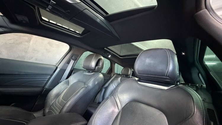 Citro&euml;n DS5 2.0 HDi Hybrid4 Sport Chic CMP6