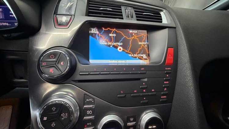 Citro&euml;n DS5 2.0 HDi Hybrid4 Sport Chic CMP6