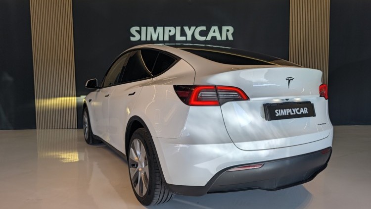 Tesla Model Y dual motor long range