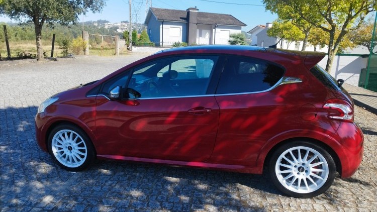 Peugeot 208 1.6 GTI