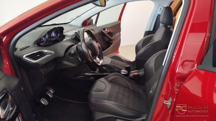 Peugeot 2008 1.2 PureTech GT Line
