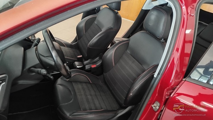 Peugeot 2008 1.2 PureTech GT Line