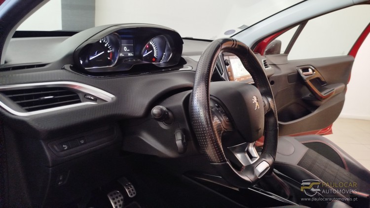 Peugeot 2008 1.2 PureTech GT Line