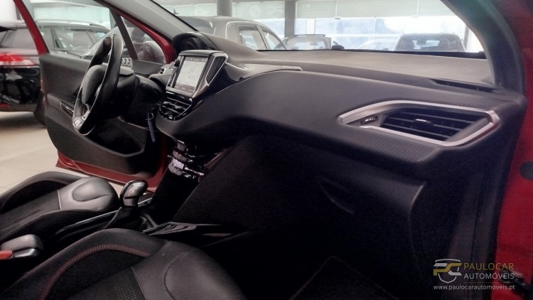 Peugeot 2008 1.2 PureTech GT Line