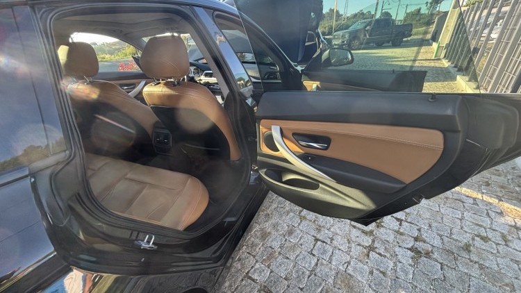 BMW S&eacute;rie 3 - 320 Gran Turismo