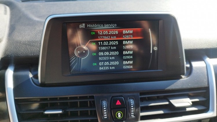 BMW S&eacute;rie 2 - 218 Active Tourer 2.0 d