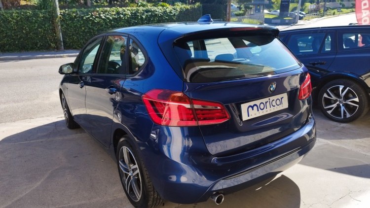 BMW S&eacute;rie 2 - 218 Active Tourer 2.0 d
